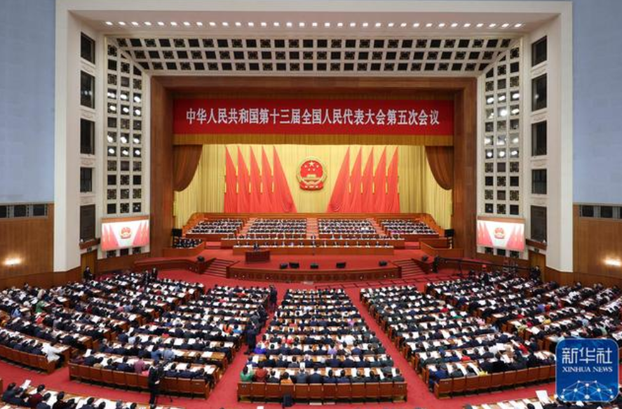 政府工作报告：继续支持新能源汽车消费！车圈大佬两会建言汇总
