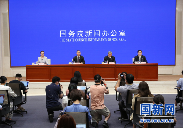 促进新能源汽车产业高质量发展国务院政策例行吹风会