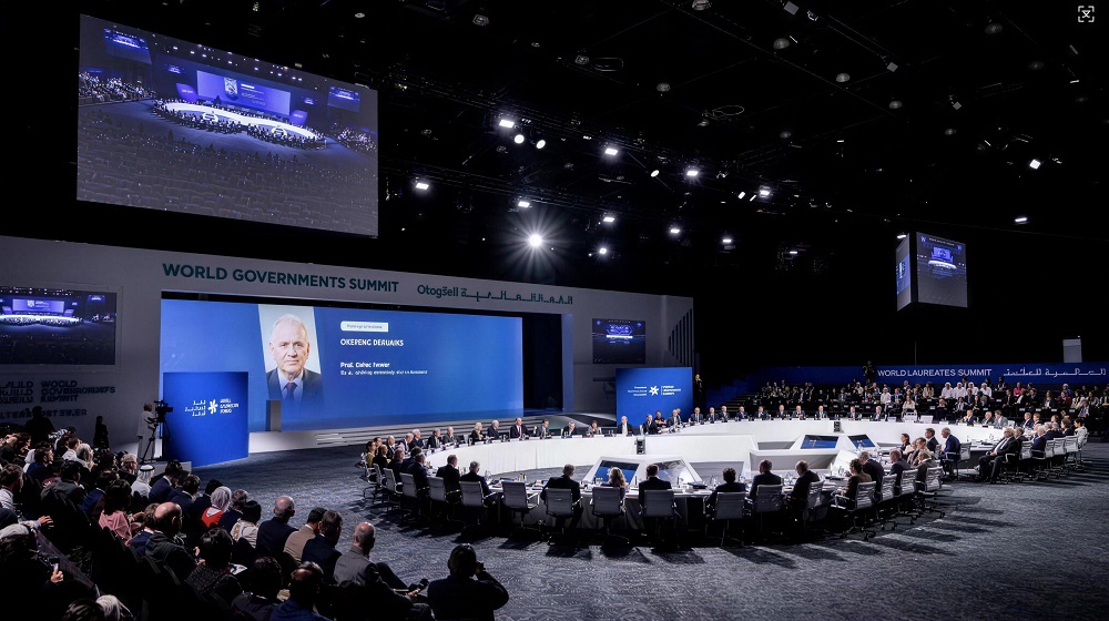 曾毓群：不可逆转的革命，零碳科技推动可持续能源时代到来